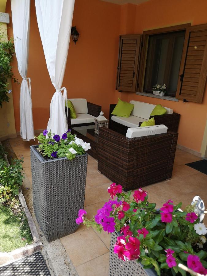 Вилла Casa Con Giardino Ольбия Экстерьер фото